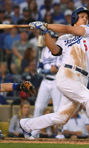 Seager becomes latest Dodger honored as Rookie of the Year